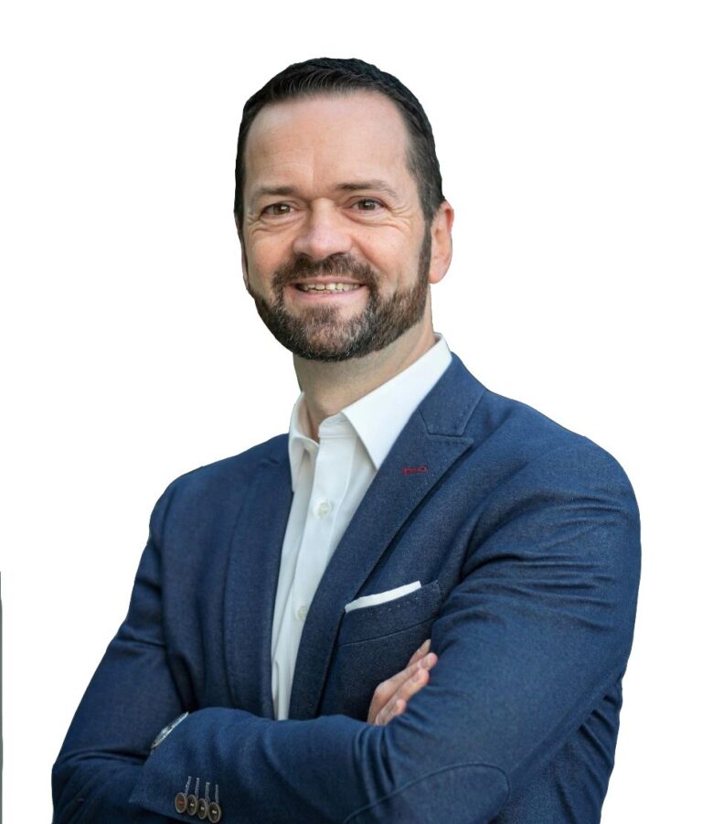 Mag. Andreas Cmolik, MBA